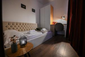 The Bridge of Lies Apartment