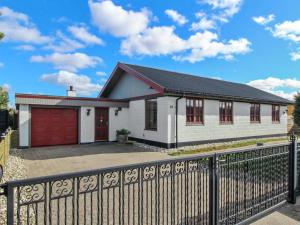 Holiday Home Ehmi - 500m from the sea by Interhome