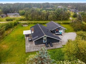 Holiday Home Lempi - 300m from the sea by Interhome