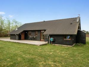 Holiday Home Harri - 850m from the sea by Interhome