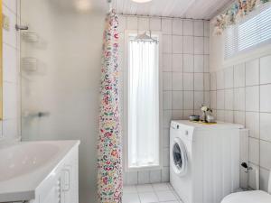 Holiday Home Ingebritt - 1-5km from the sea by Interhome