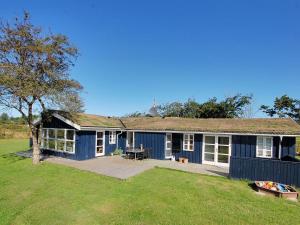 Holiday Home Tomke - 1-7km from the sea by Interhome