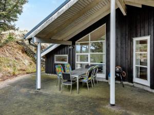Holiday Home Hilke - 850m from the sea by Interhome