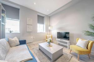 Spacious Family Apartment