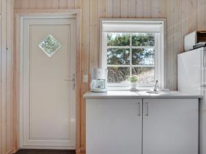 Holiday Home Amie - 800m from the sea by Interhome