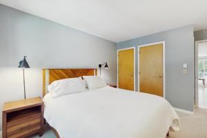 Cozy Sugarbush Getaway