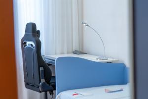 Evgenys Stylishly Designed 2 Bedroom Apartment plus Garage!