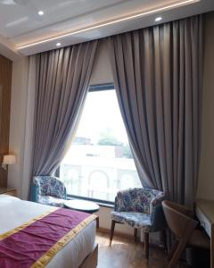 Hotel Swarn Palace