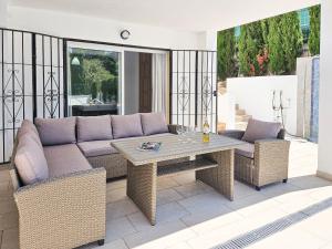 Private pool, Riviera del Sol