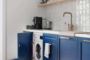 Wooden floor homes 1 bedroom