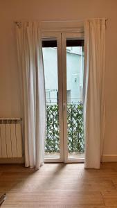 La Romantica Urdaneta