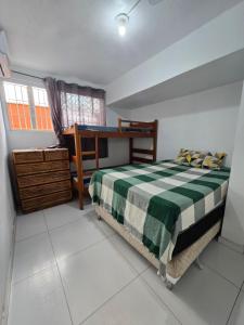 Chalé Beira mar - 50 metros da Praia da Maranduba com Ar Condicionado