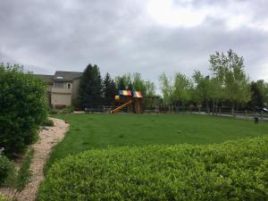 New! Cozy north Boulder guesthouse!