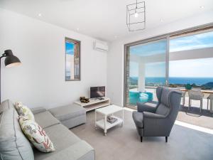 Villa in Rhodes near Ladiko Bay