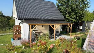 Mały biały domek Wadowice SPA jacuzzi sauna Gorzen blisko Wadowic