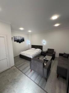 Station House EVN