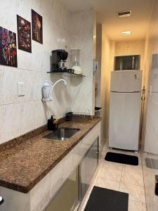 2 Quartos a 300 Metros da Praia Posto 4 LM129-105