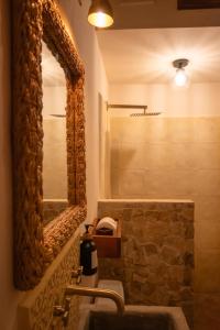 Central Park Luxurious Historical Home With Pool