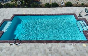 Holiday Inn Express Kenedy by IHG