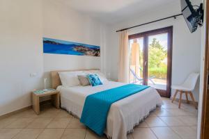 Emmitas Home - Relax among Red Rocks and Pool