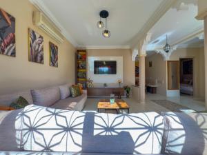 Appartement lumineux avec Jardin à la palmeraie