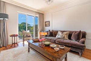 Royale 203 Green Point - Communal Pool, Location, View
