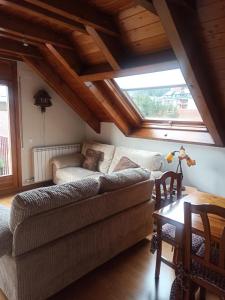 CAMBRA APARTAMENT, Dúplex acogedor en el coraón de El Pont de Suert