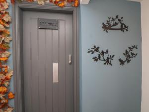 The Cloud Apartment 1