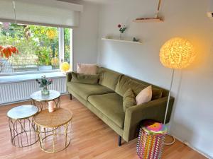 Gezellig chalet met 2 slaapkamers en zicht op het water