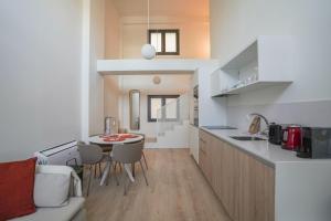 Modern duplex-2Bedrooms 2Bathrooms-Ventas