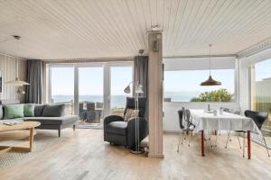 SJ269-Hejls-Ved-Kysten-1