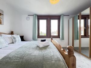 Sea Road Retreat - Great for contractors