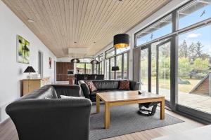 LL207-Humble-Piledybet-52-A