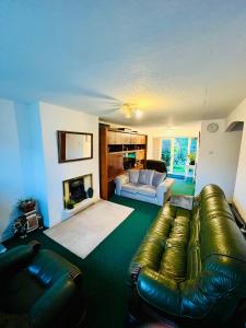 heaton mersey stockport