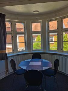 JP Room 2 - fælles køkken og bad