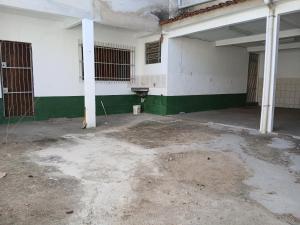 Casa em Vitória à 6 km da praia e do centro histórico