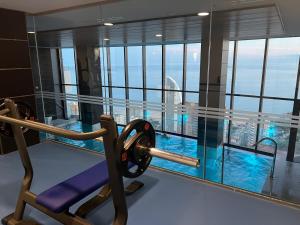 Luxury Apartment - Benidorm Beach - Sea Views, Pool & Terrace