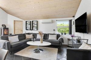 LL257-Humble-Anemonevaenget-4