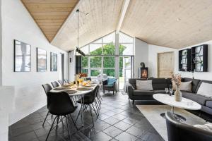 LL257-Humble-Anemonevaenget-4