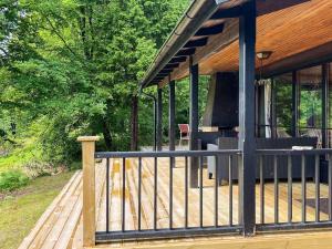 6 person holiday home in KNÄRED