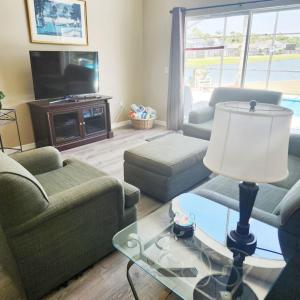 Lake Berkley Home #213517