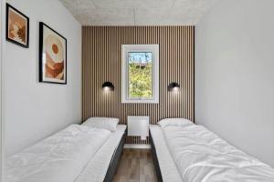 LL229-Humble-Engsvinget-8