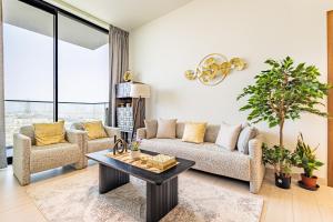 Luxury 1BR in Binghatti Onyx JVC with Pool, Gym & Balcony