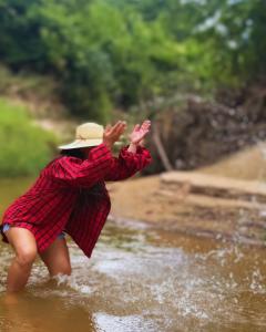 Cabana com Banheira ao Ar Livre e Céu Estrelado