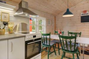 C11186-Hemmet-Horsfold-8