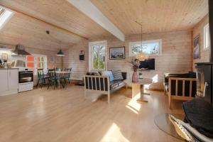 C11186-Hemmet-Horsfold-8