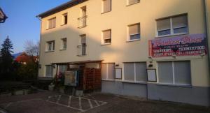 Golden Rangau Hotel & Pension