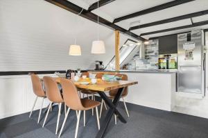 C11204-Hemmet-Bowleren-1