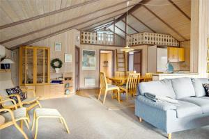 C11002-Hemmet-Kosigvaenget-98