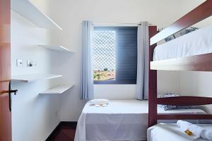 CHARMOSO seu apto a apenas 300 mts da rua mais turistica de ubatuba